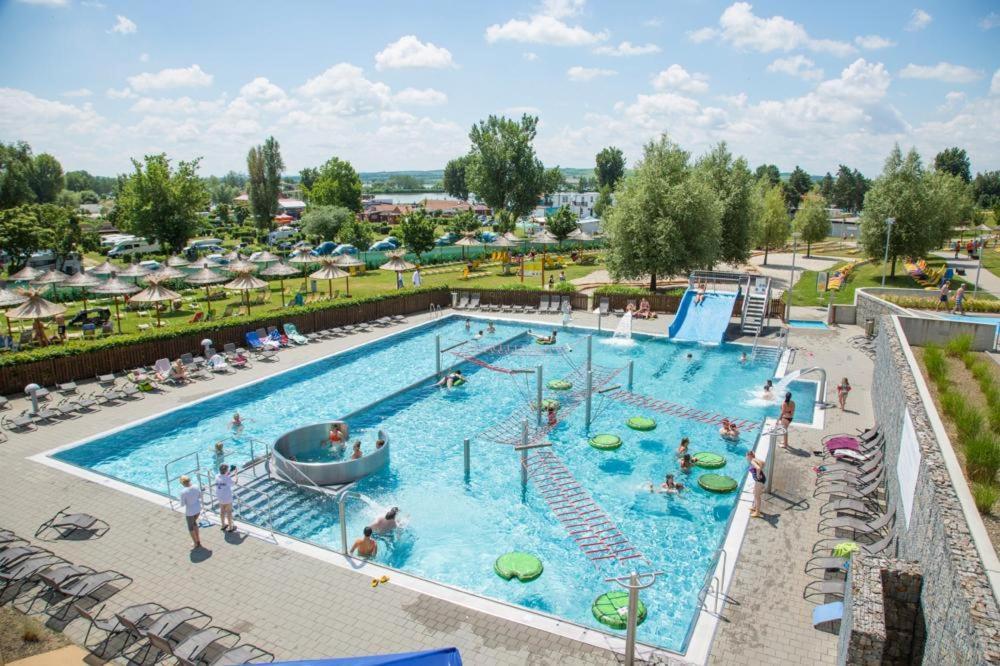 Na Upati Palavy Hotel Horni Vestonice Kültér fotó