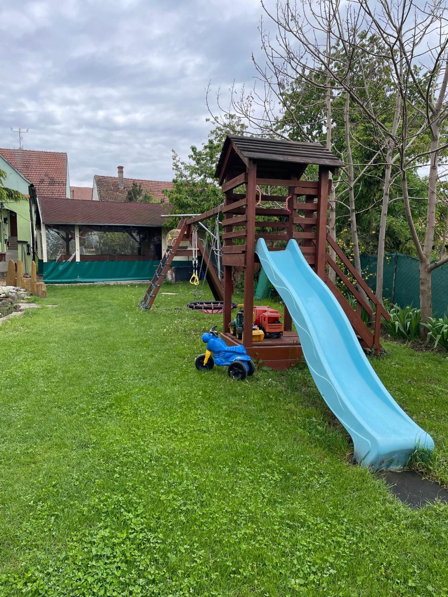 Na Upati Palavy Hotel Horni Vestonice Kültér fotó