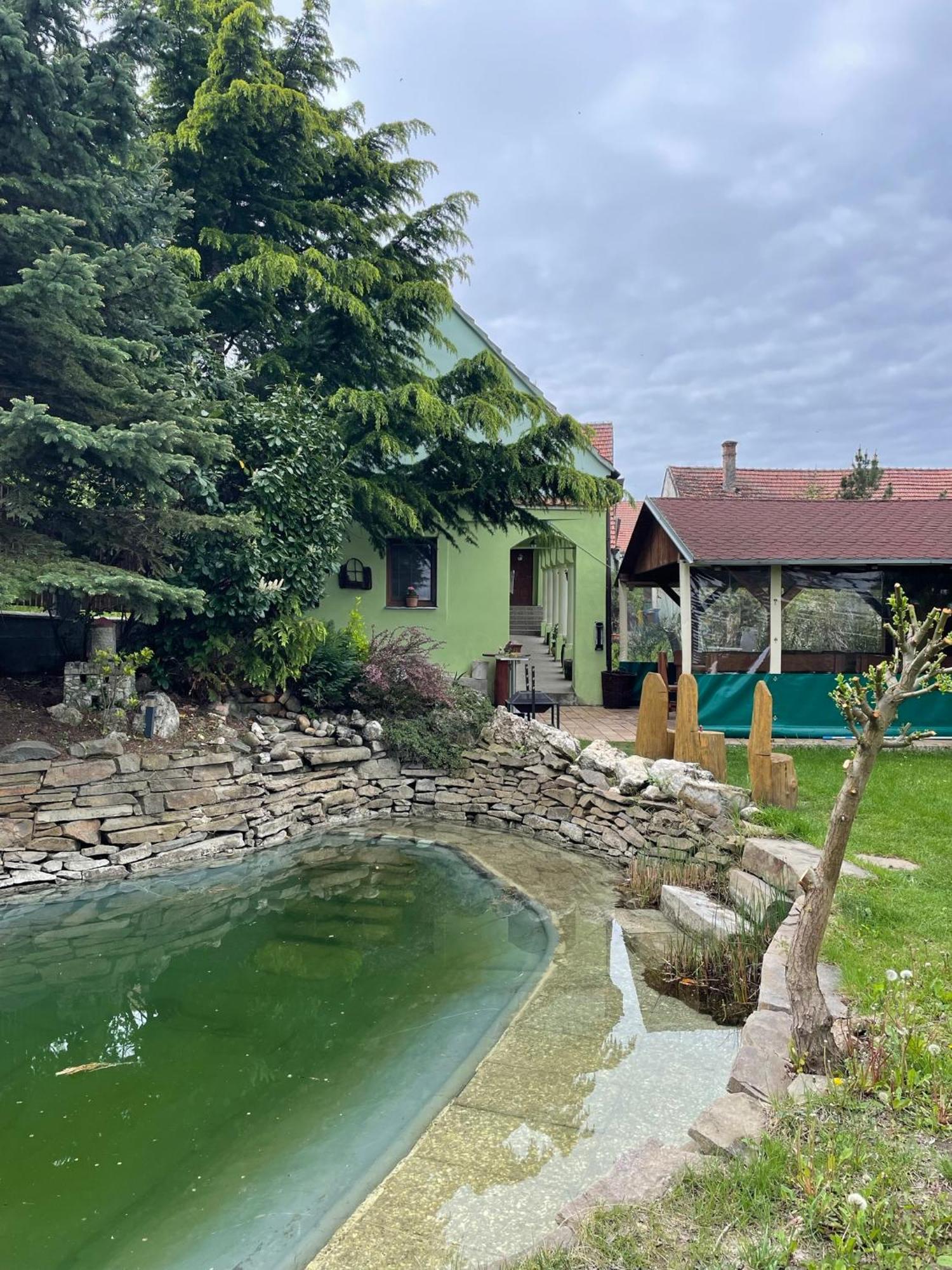 Na Upati Palavy Hotel Horni Vestonice Kültér fotó