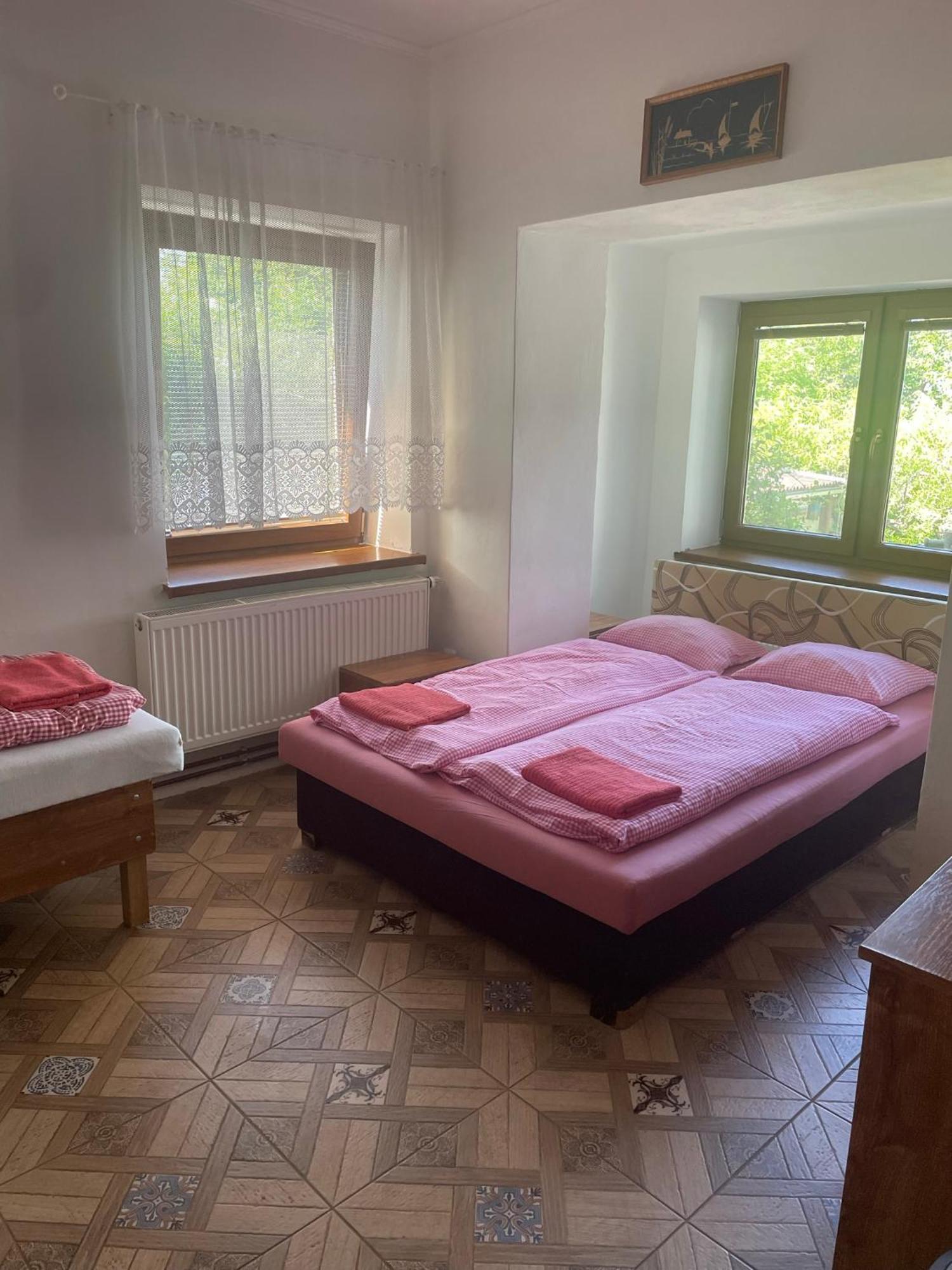 Na Upati Palavy Hotel Horni Vestonice Kültér fotó